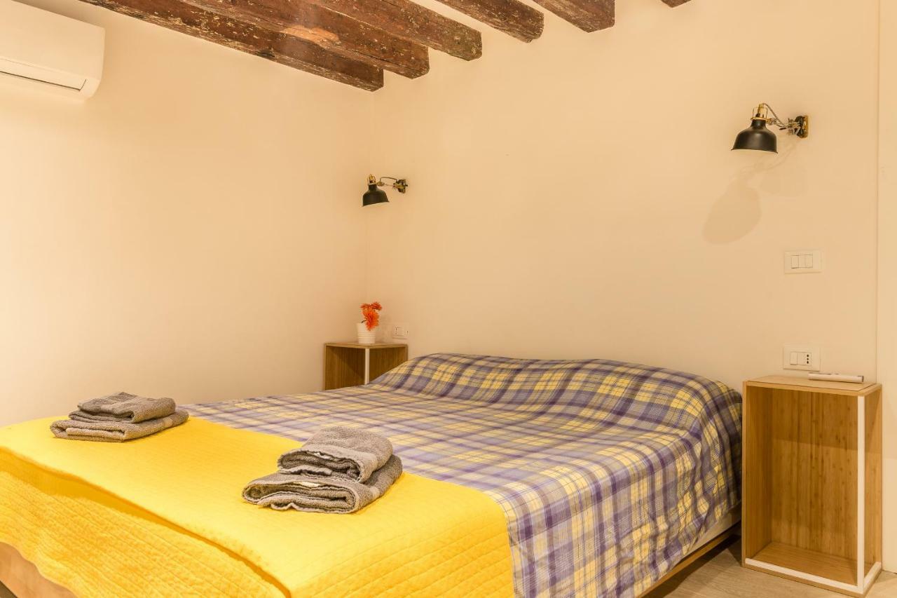 Ramo Delle Moschette Apartman Velence Kültér fotó